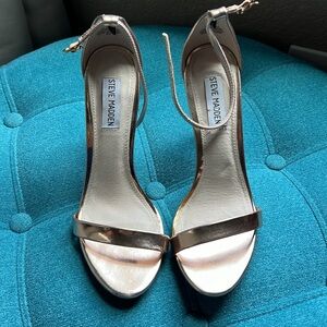 Women’s rose gold Stacy Steve Madden size 8
